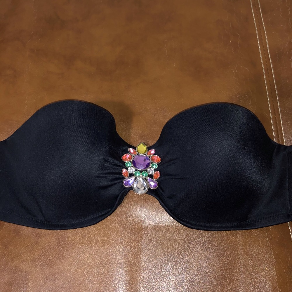 NWOT VS Jewel Bandeau Swim Top size 32D